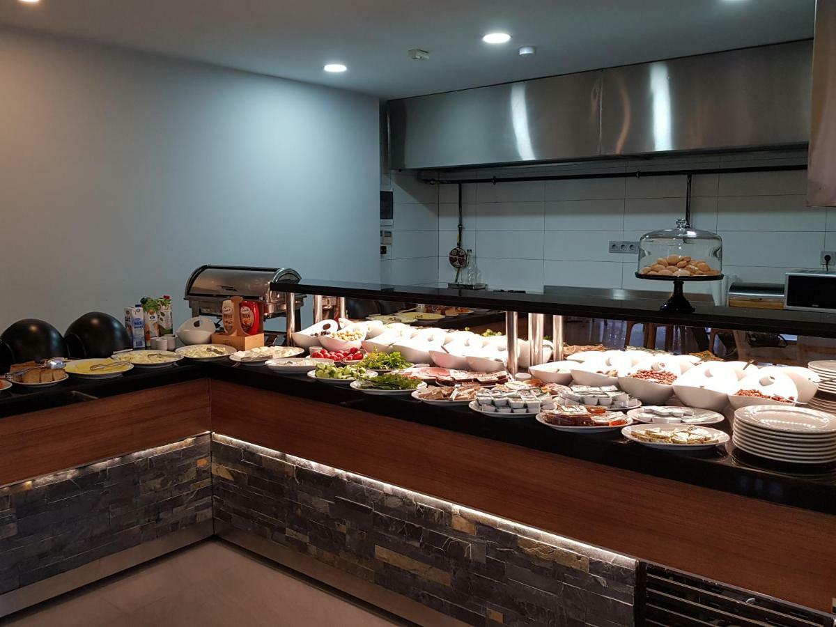 Businesspalas Deluxe Izmit Exterior photo