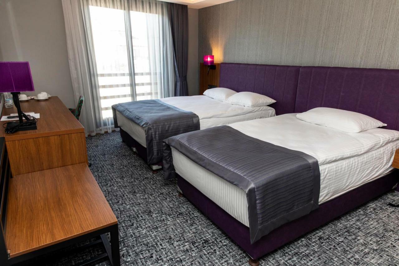 Businesspalas Deluxe Izmit Exterior photo