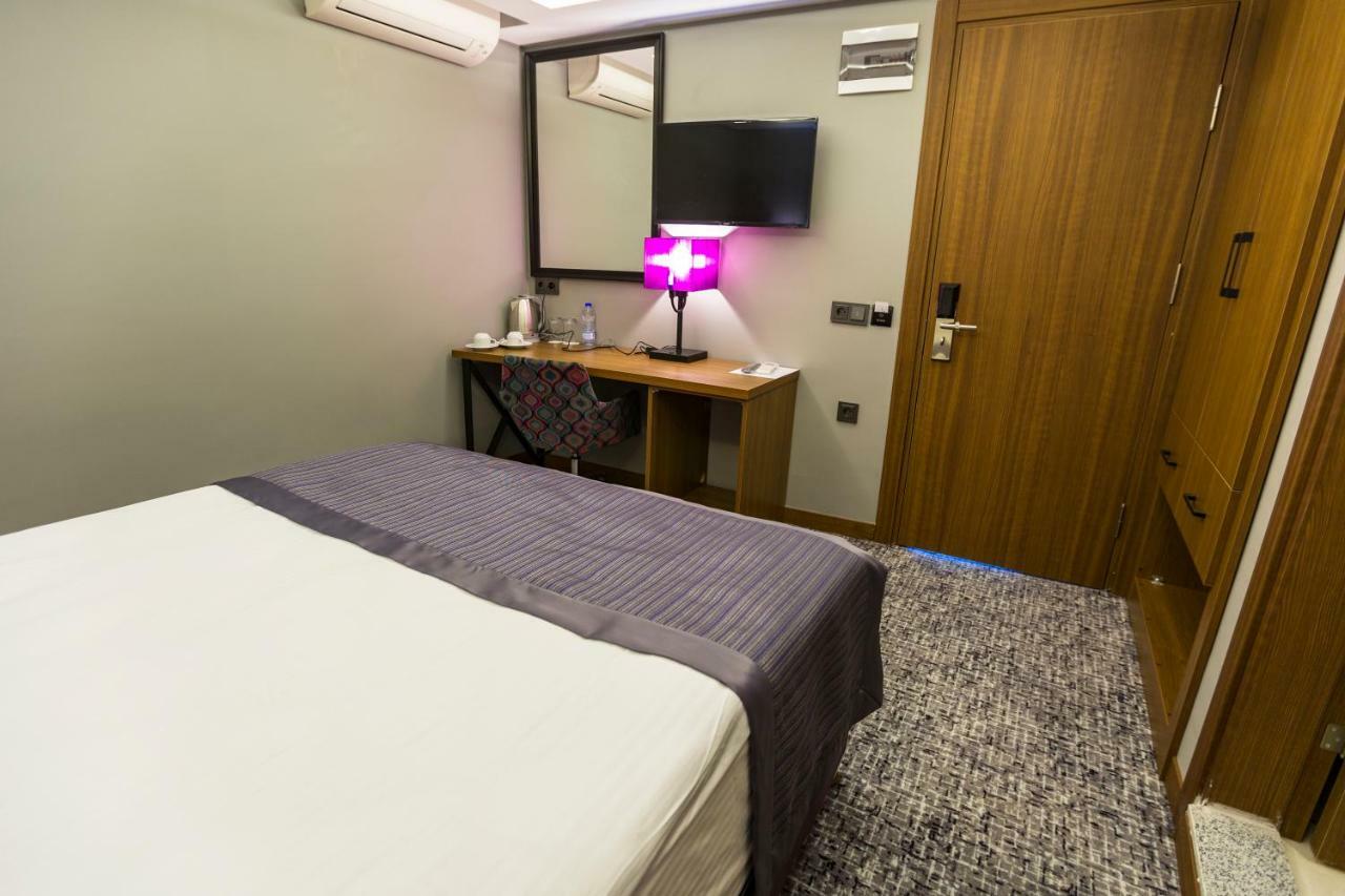 Businesspalas Deluxe Izmit Exterior photo